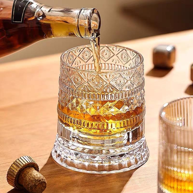 360° Rotating Whiskey Glass wi - Old Fashioned Glass recension och pris
