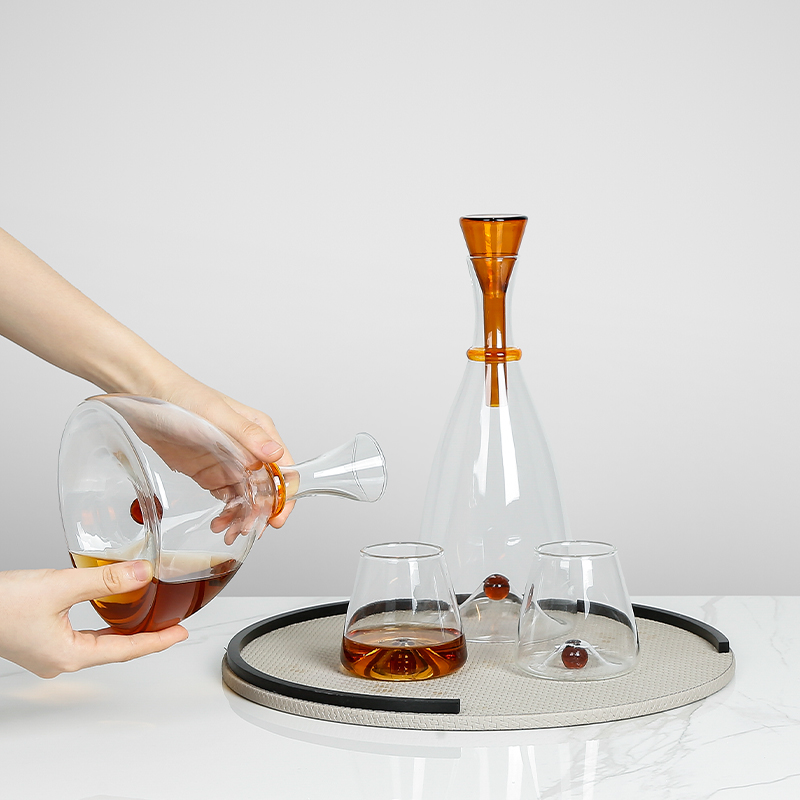 Modern Minimalist Glass Decant - Home Bar And Cabinet recension och pris