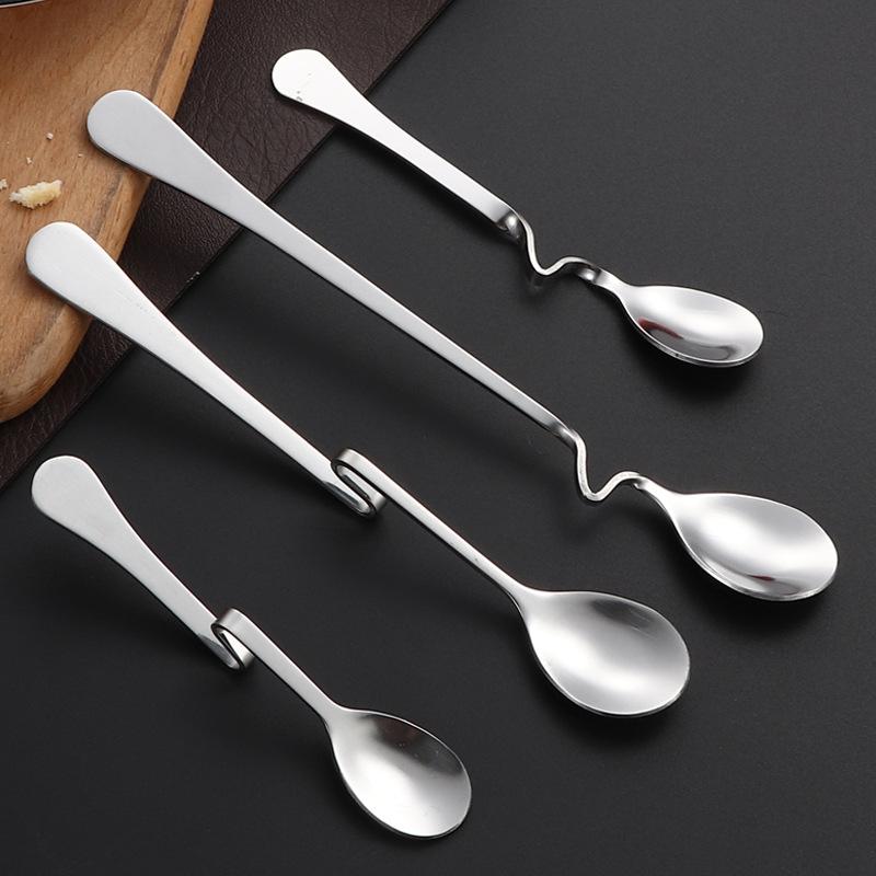 S-Shaped Twisted Handle Hangin - Bar Spoon Twisted recension och pris
