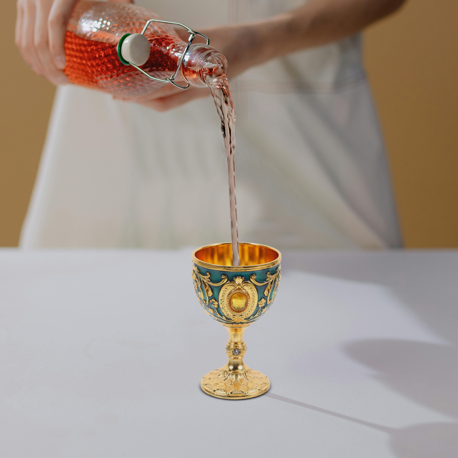 Gold Chalice Cup Retro Vintage - Old Fashioned Glass recension och pris